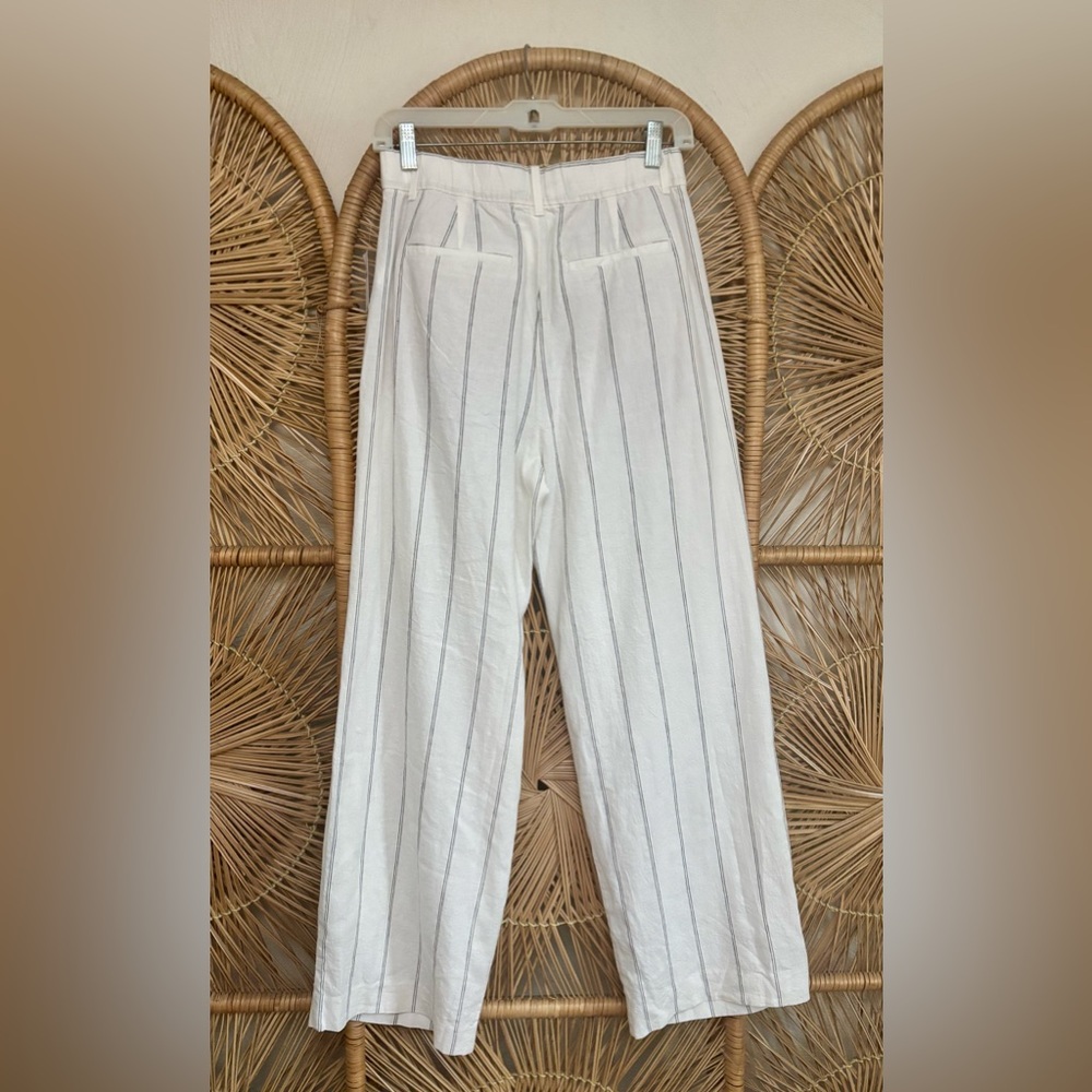 GAP High Rise Linen-Blend Trousers - Picture 2 of 5